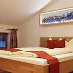 Ferienbauernhof Niedermuehlbichler * Söll